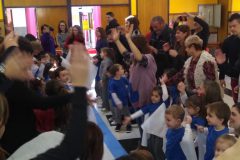 Acto (25)